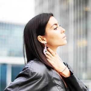 Meet your Posher, Malika